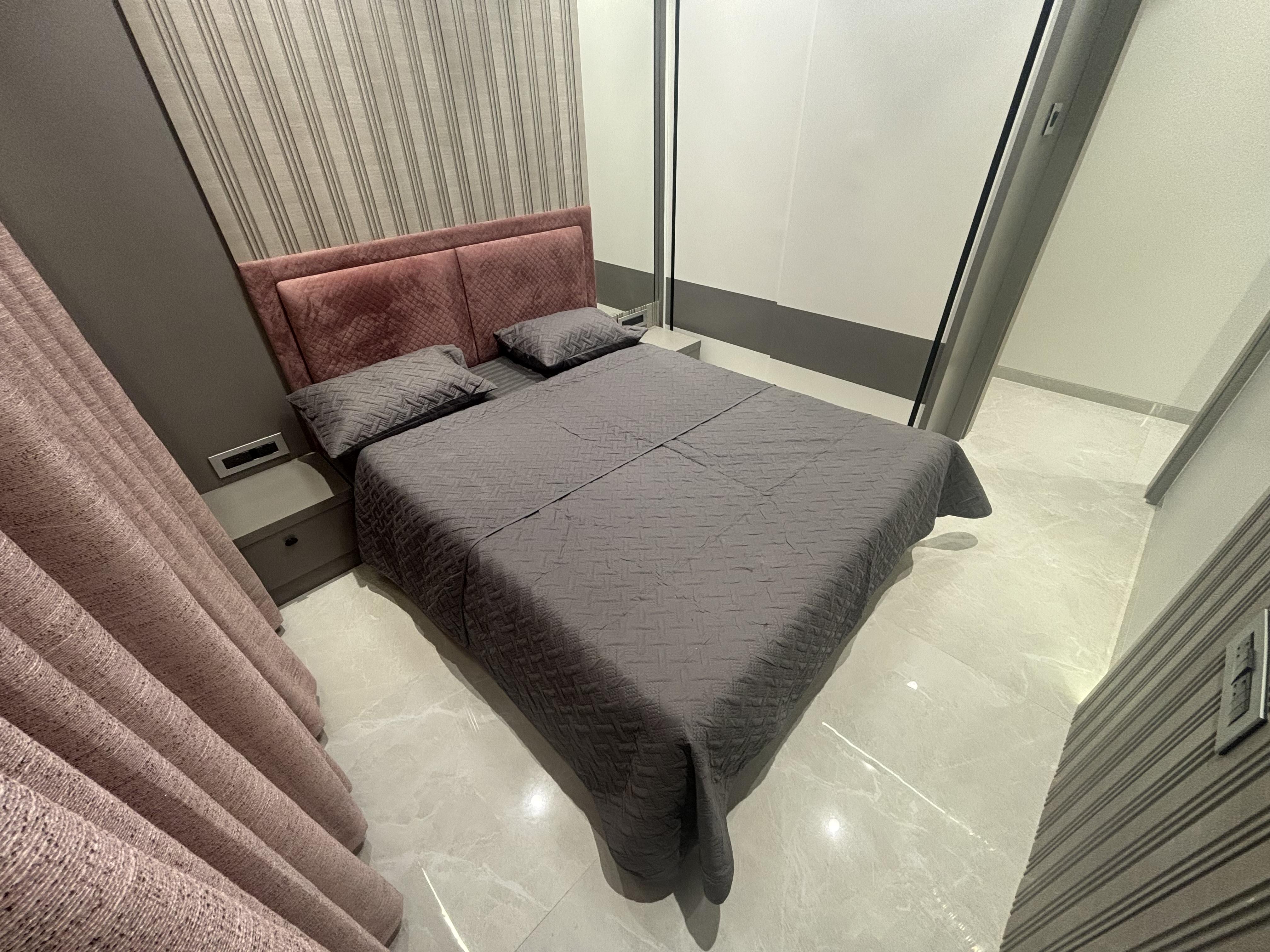 Bedroom, Sethi Palacio show flat photo